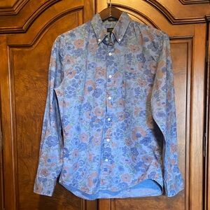 J. Crew Blue and Brown Floral Men's Shirt
Size Medium